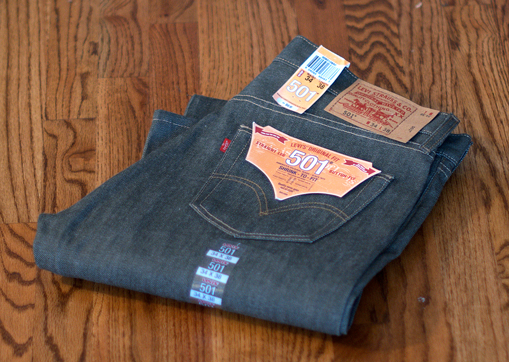 Let’s Give It A Try: The TBTYH Levi’s Shrink-To-Fit Process | Red Clay Soul