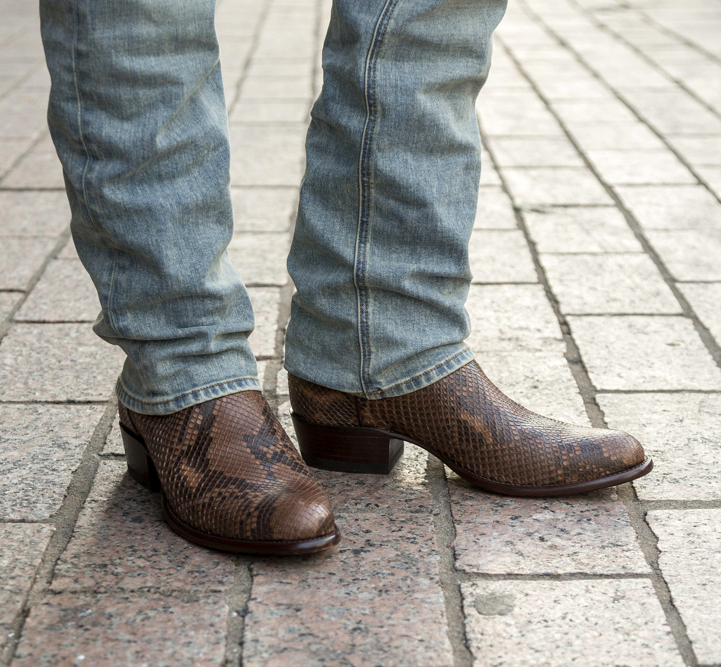 tecovas gunsmoke python boots