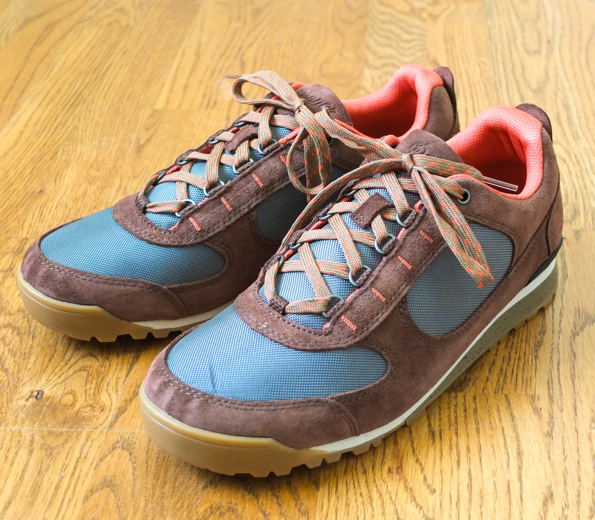 danner jag low shoes